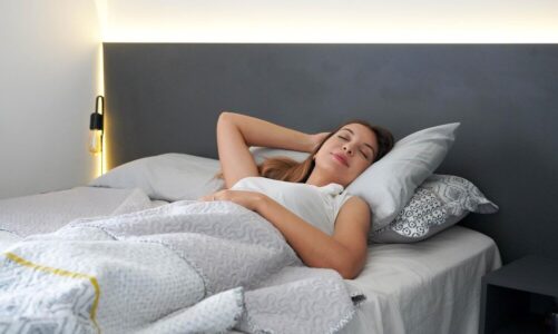 Sennik śnieg – chłód uczuć czy nowe początki?